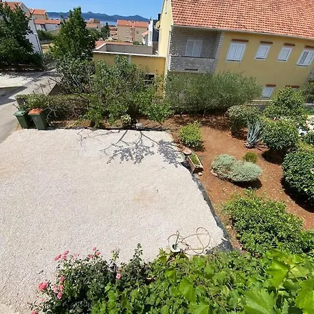 Nera Apartament *